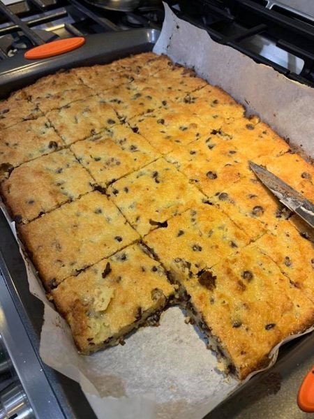 Keto Soft-Baked Chocolate Chip Bars