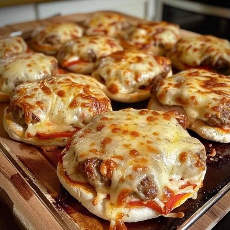 Ultimate Flavor Fusion: Pizza Burgers (Weight Watchers-Friendly Version)