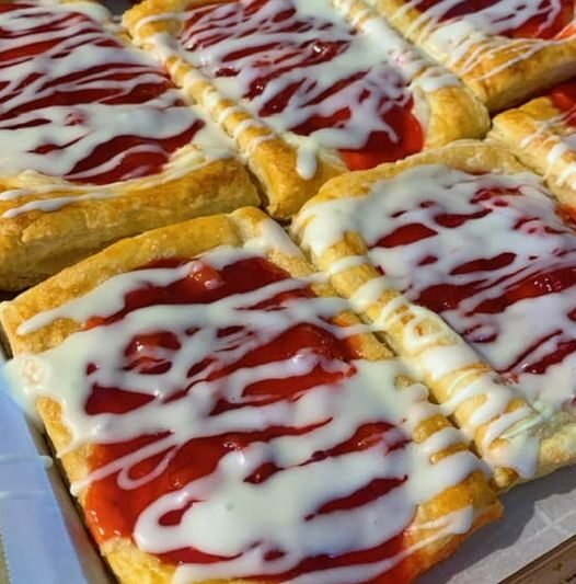 Keto Strawberry Cheesecake Toaster Strudels Recipe 🍓🧀