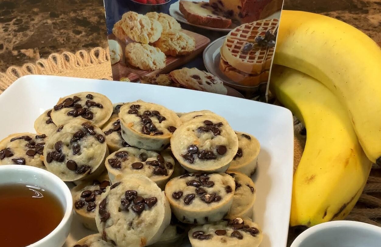 Weight Watchers-Friendly Banana Chocolate Chip Mini Muffins