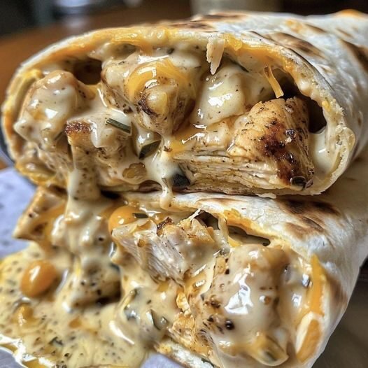 Keto Cheesy Garlic Chicken Wraps