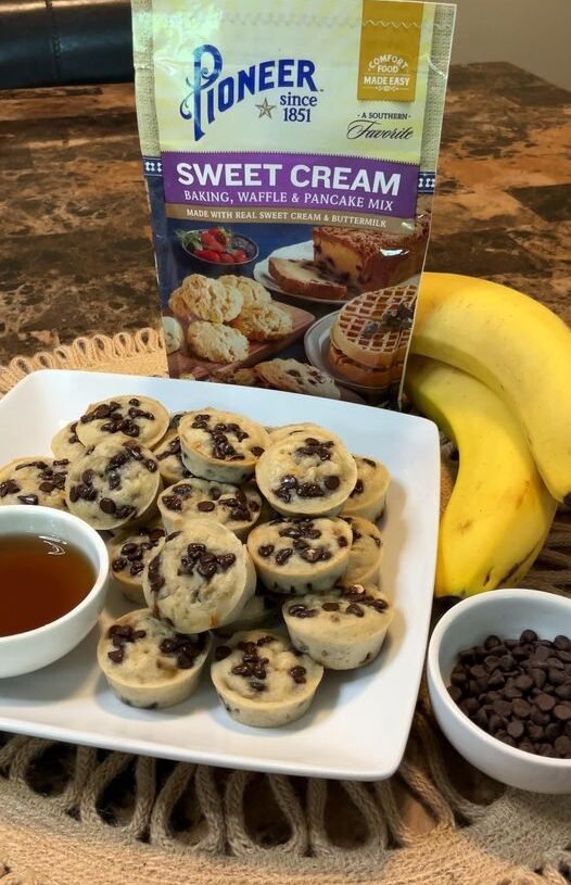 Weight Watchers-Friendly Banana Chocolate Chip Mini Muffins