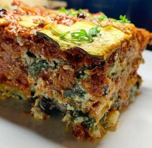 VEGAN ZUCCHINI LASAGNA.
