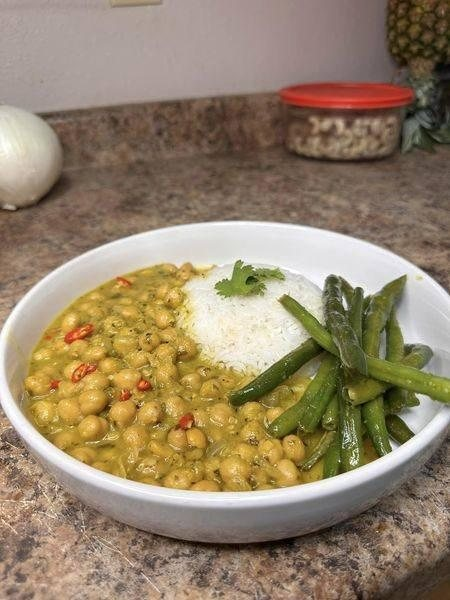 VEGAN GREEN CHICKPEA CURRY 🍛 RECIPE