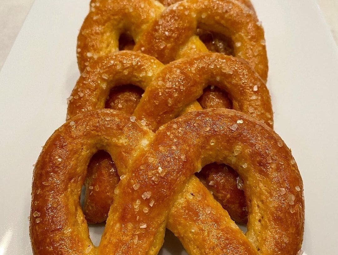 Keto Soft Pretzels with Cheese Dip & Mustard Butter