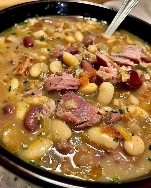 Hearty Bean and Ham Hock Soup