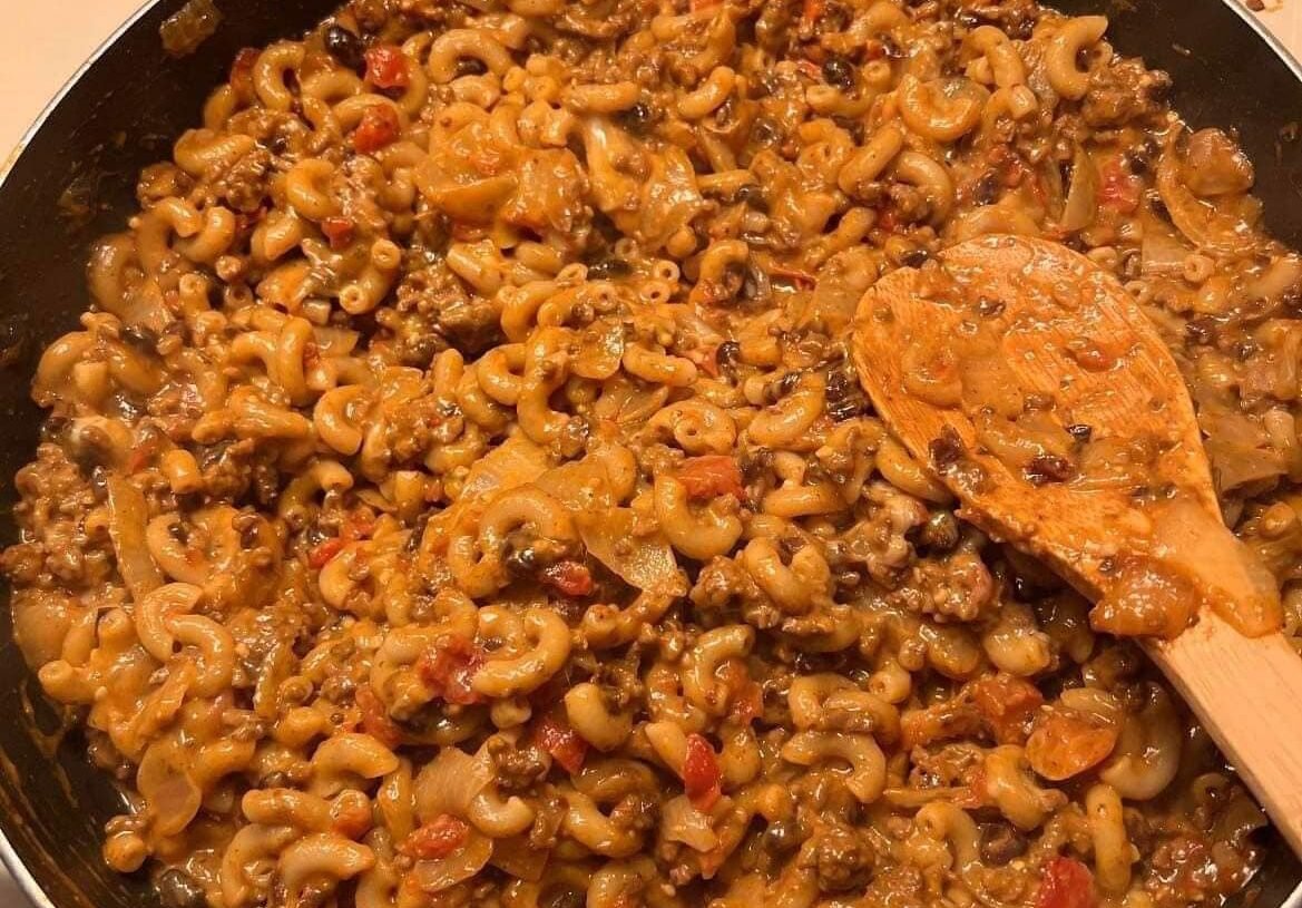 Skinny One Pot Mac and Cheese