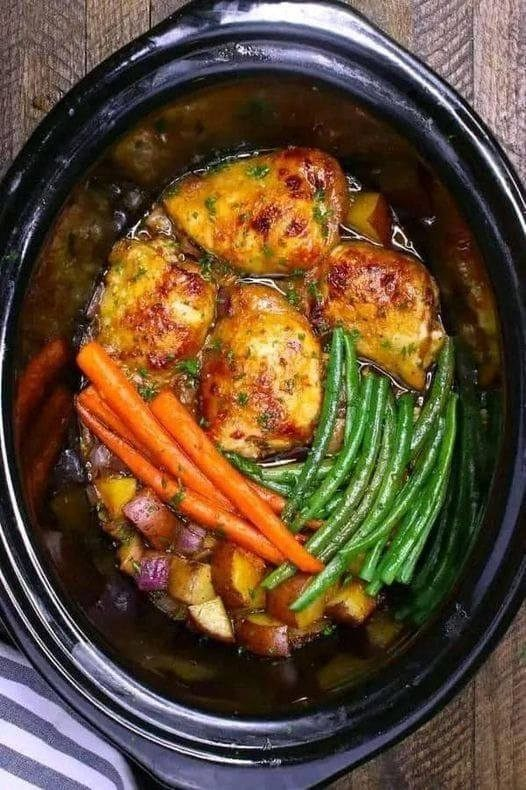 Keto Crockpot Honey Garlic Chicken Recipe