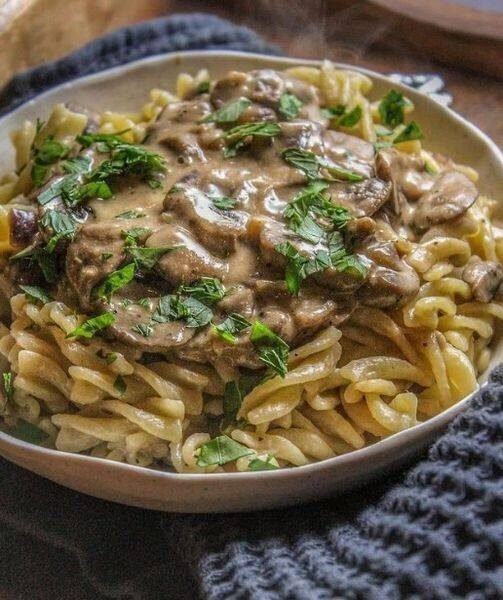 MUSHROOM STROGANOFF