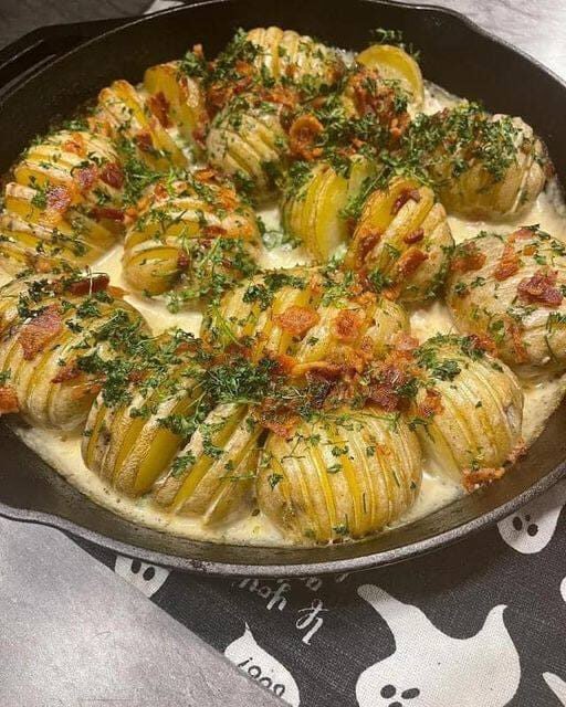 Vegan Hasselback Potatoes