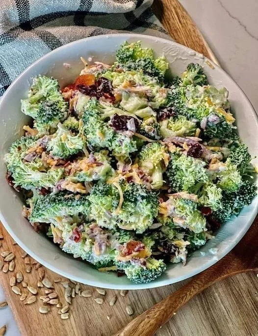 Keto Skinny Creamy Broccoli Salad