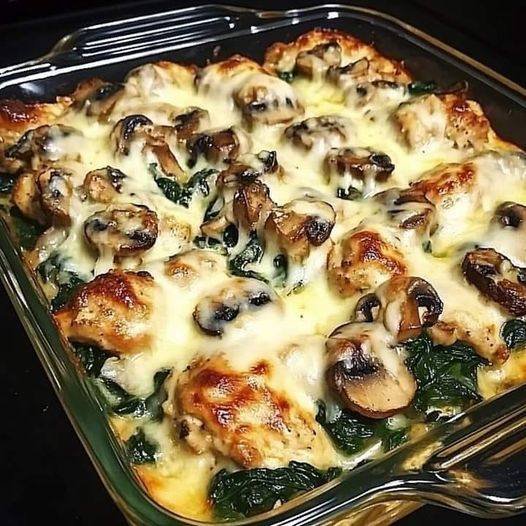 CHICKEN SPINACH AND MUSHROOM LOW CARB OVEN DISH