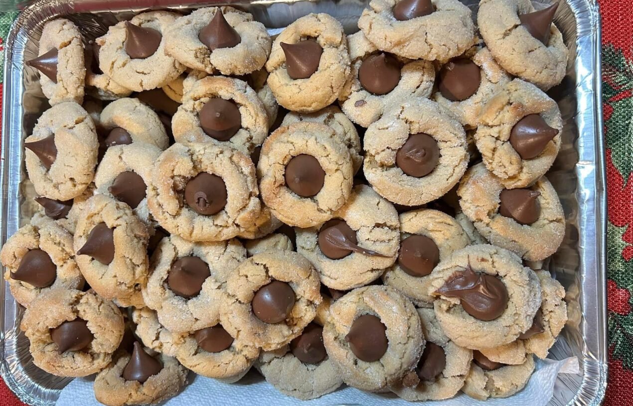 Peanut Butter Blossom Cookies (Weight Watchers-Friendly)