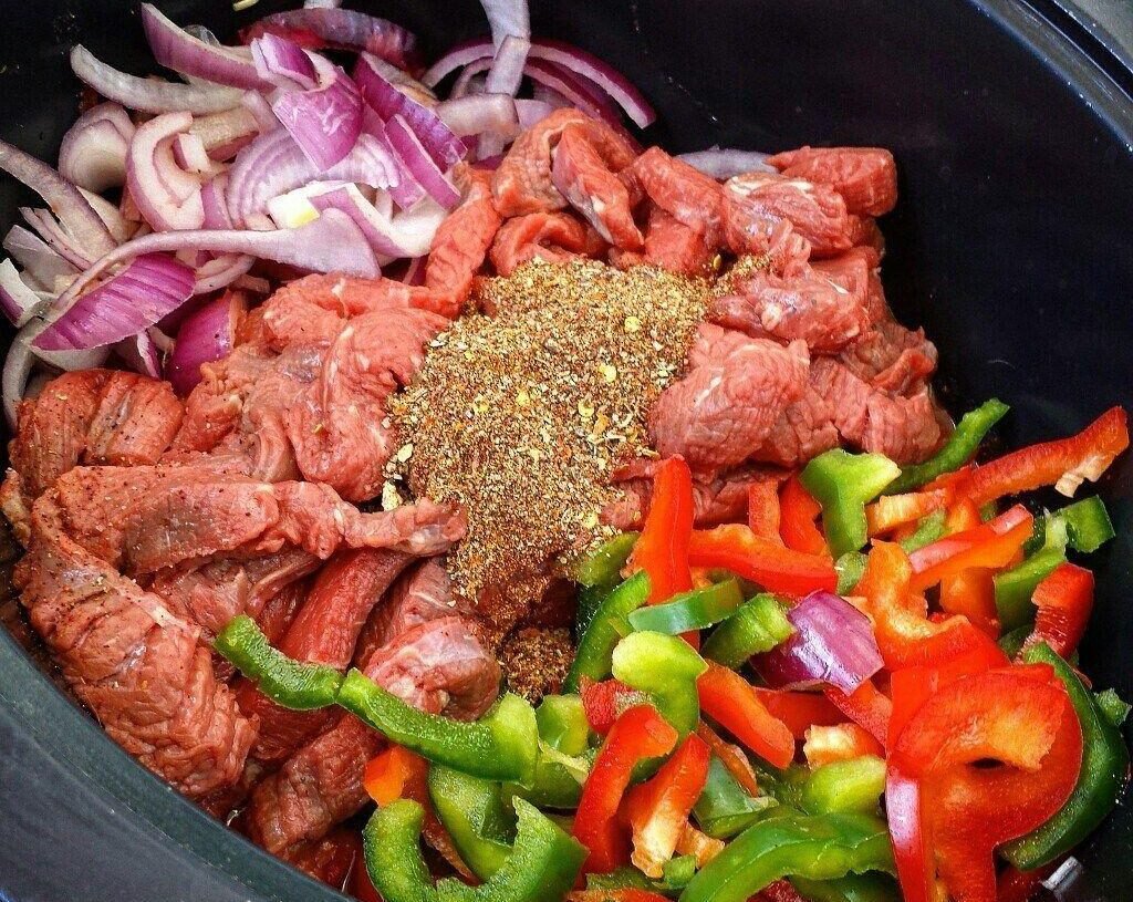 Slow Cooker Steak Fajitas