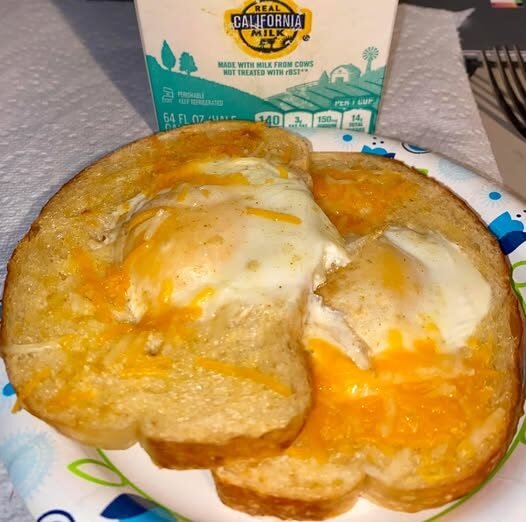 Air Fryer Egg-in-a-Hole Sourdough with Garlic, Onion, and Rosemary