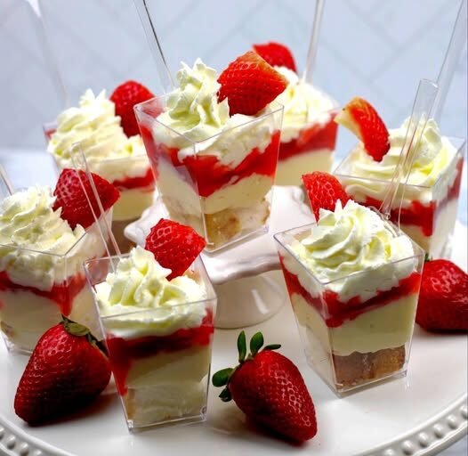 Weight Watchers Strawberry Jelly & Cottage Cheese Pudding Cups