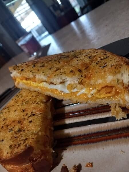 Air Fryer Grilled Cheese Sandwich