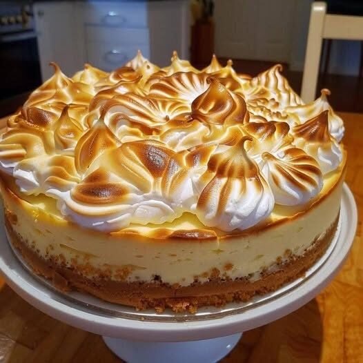 Lemon Meringue Cheesecake