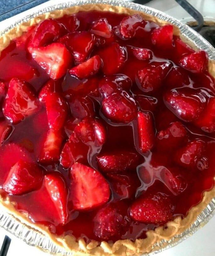 Vegan Big Boy’s Fresh Strawberry Pie