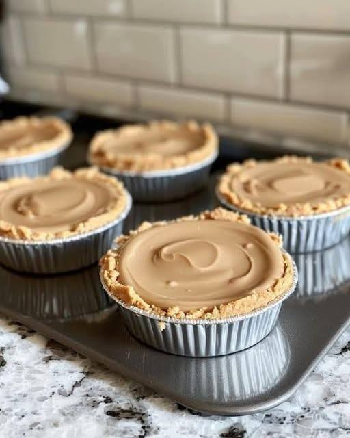 Weight Watchers–Friendly Mini Peanut Butter Cream Pies