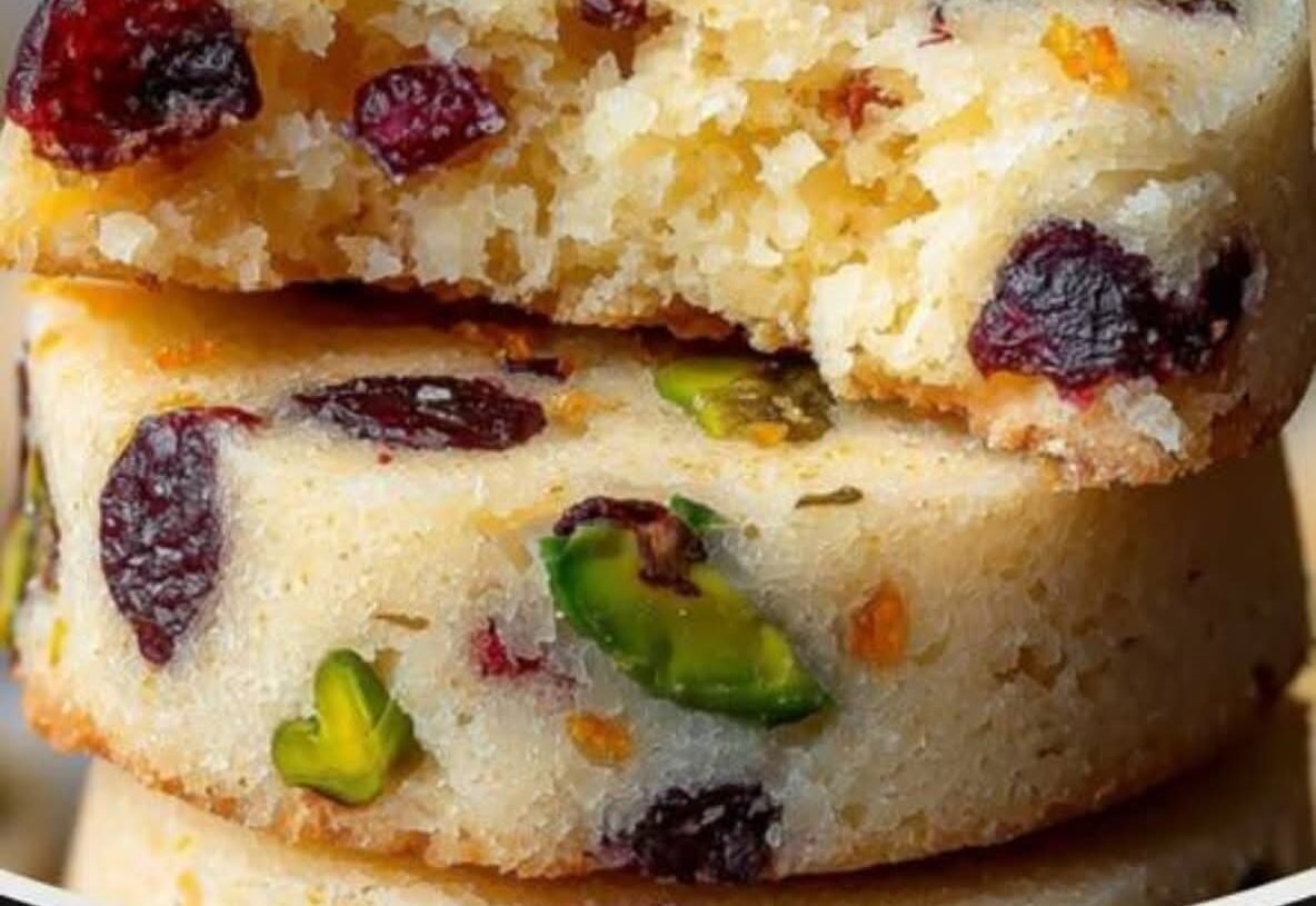 Mediterranean Cranberry Pistachio Shortbread Cookies Recipe