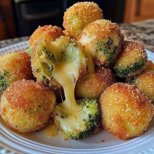 🧀 High-Protein Broccoli Cheddar Bites