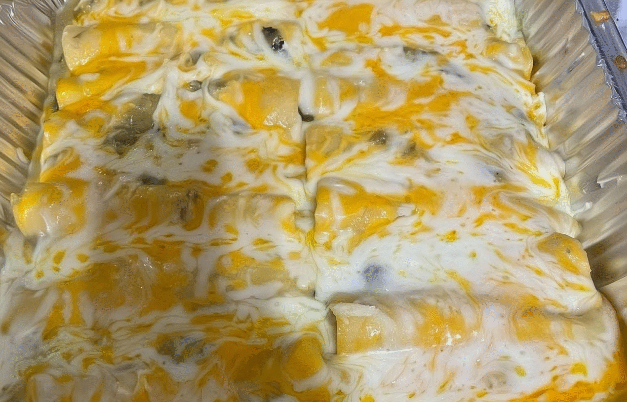 🏺 Mediterranean Three-Cheese Chicken & Spinach Roll-Ups in Lemon Cream Sauce