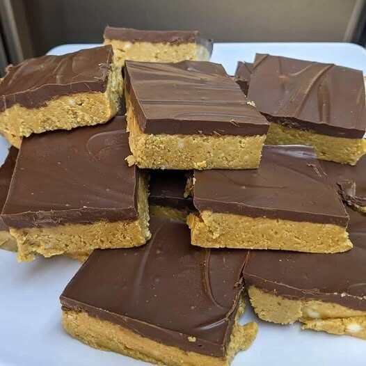 No-Bake Weight Watchers Chocolate Peanut Butter Bars