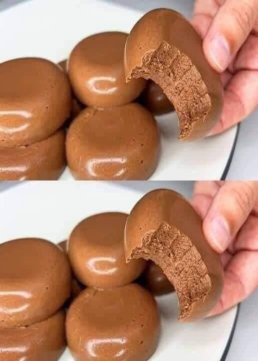 🍫 No-Sugar, 3-Ingredient Chocolate Cloud Bites
