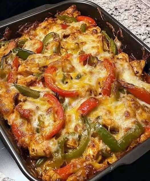 🏺 Mediterranean Baked Chicken & Bell Pepper Casserole
