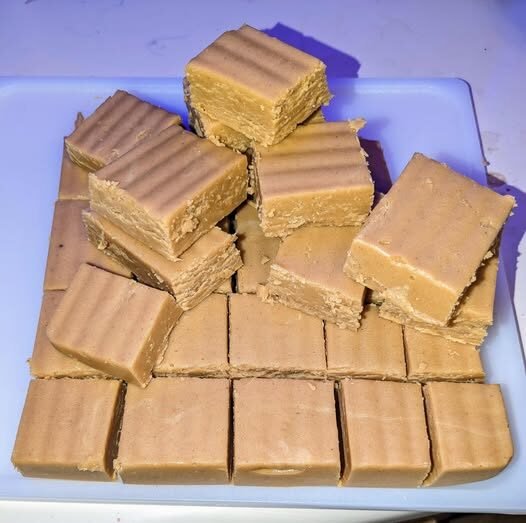 Creamy Greek Yogurt Peanut Butter Fudge Bites