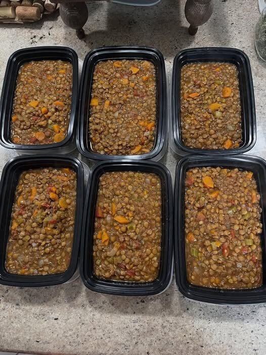 Weight Watchers–Style Lentil Soup (Hearty, Nutritious & Meal-Prep Friendly)