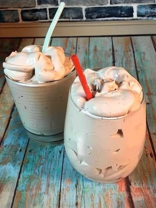 Creamy, Guilt-Free Chocolate Frosty (0 g Sugar)