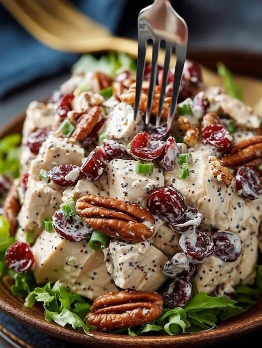 Cranberry Pecan Chicken Salad – The Ultimate Creamy, Sweet & Savory Chicken Salad Recipe