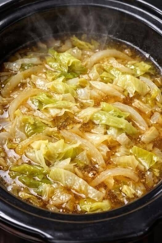 Comforting Slow-Cooked Cabbage and Onion Broth