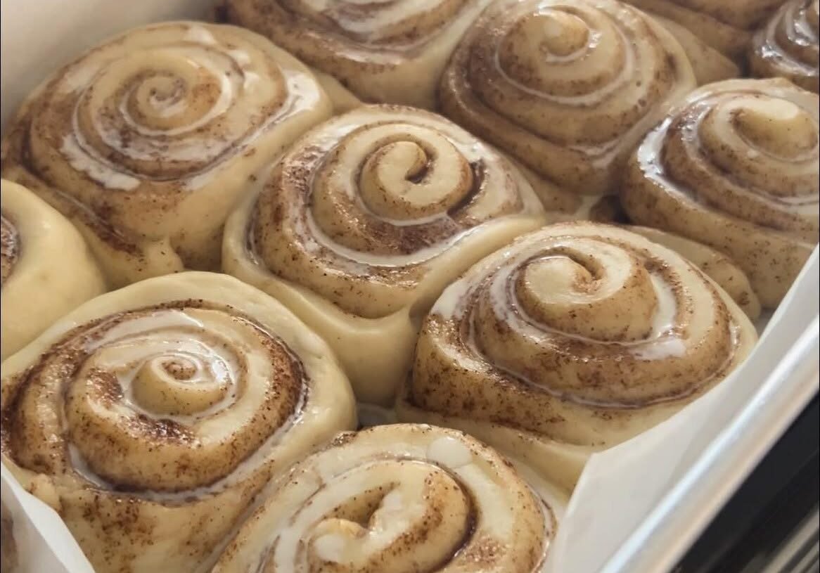 Light & Fluffy Cinnamon Rolls