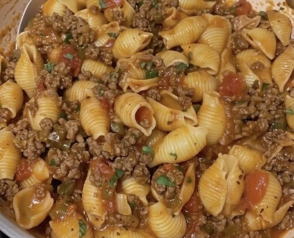 Healthy One-Pot Lean Beef Pasta Skillet