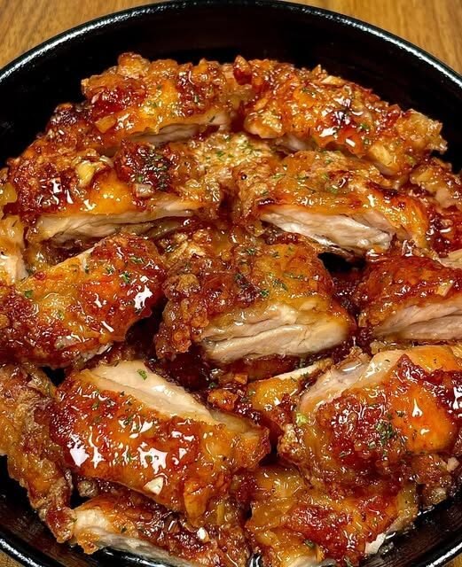 Sticky Honey Garlic Glazed Chicken Thighs