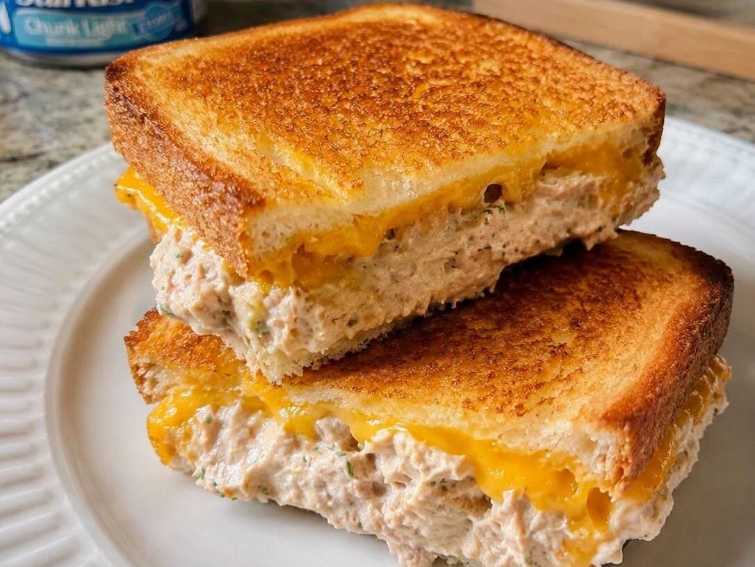 🐟 High-Protein Tuna Melts